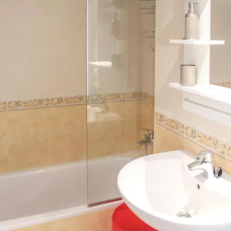 Apartment 3 Bedroom Beautiful In Alfaz Del Pi *